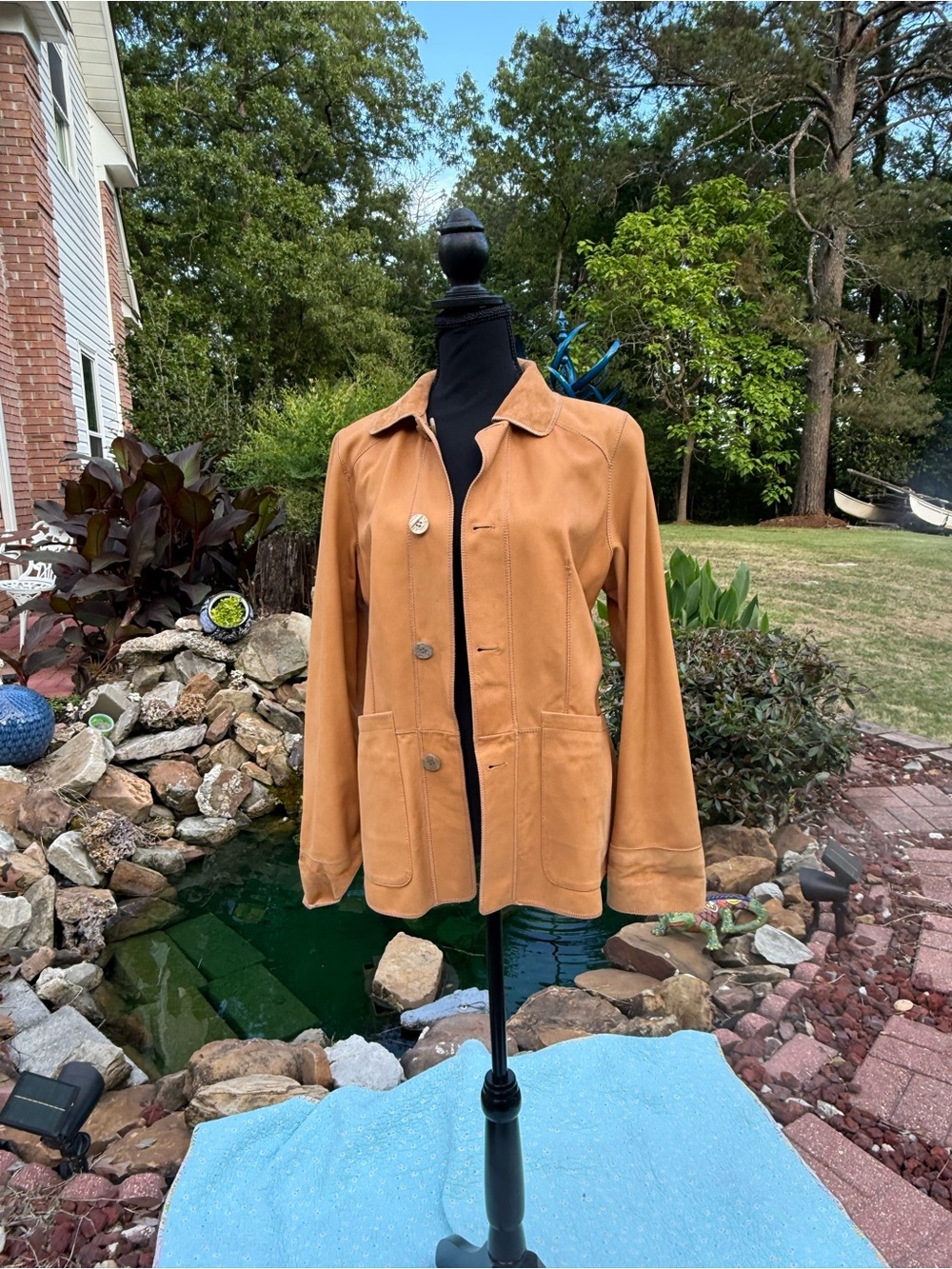Women’s Tan reversible. Leather and Suede Button-Front Jacket - Picture 3 of 11